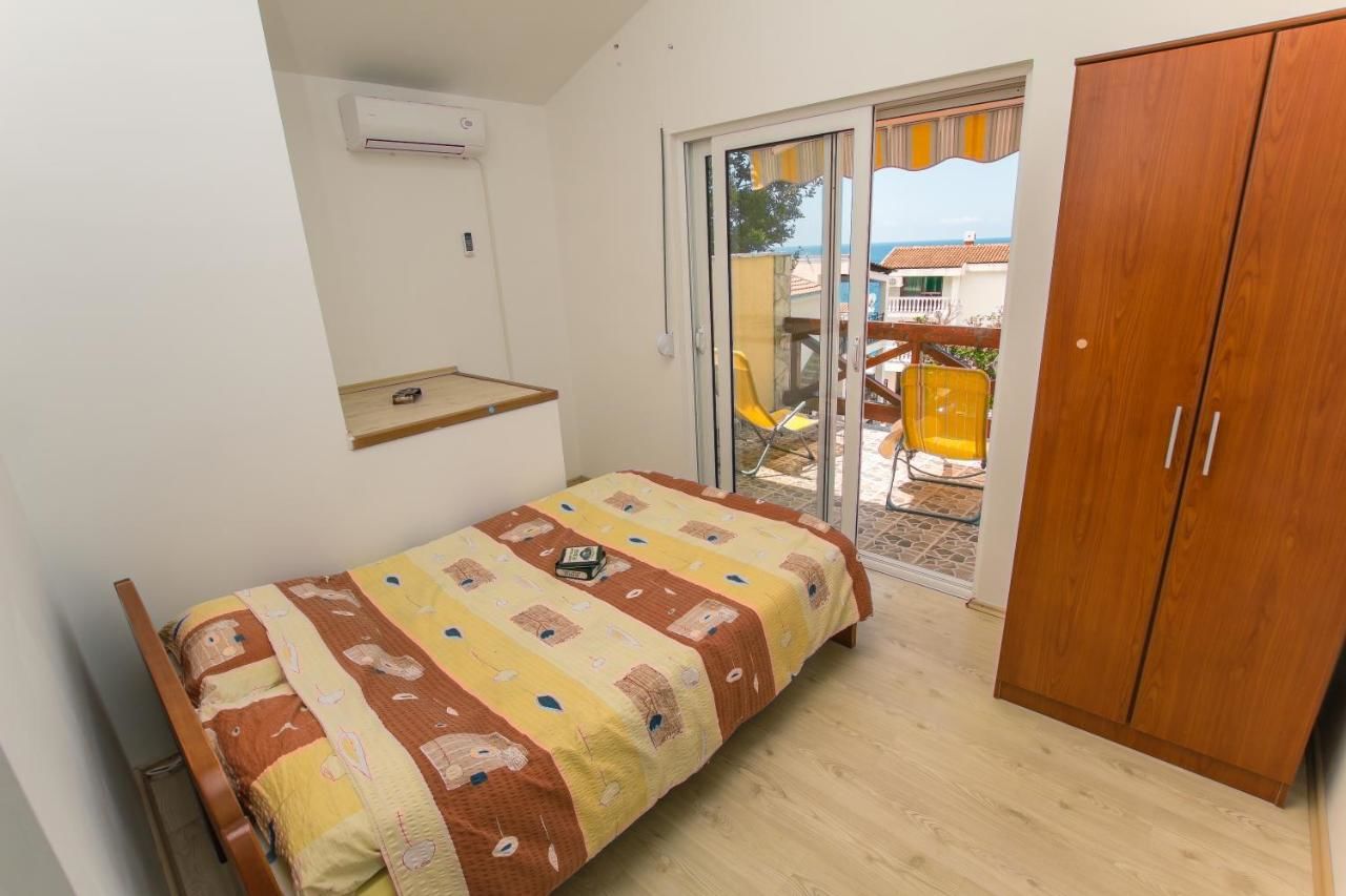 Дома для отпуска Holiday Home Siesta Добра-Вода-19