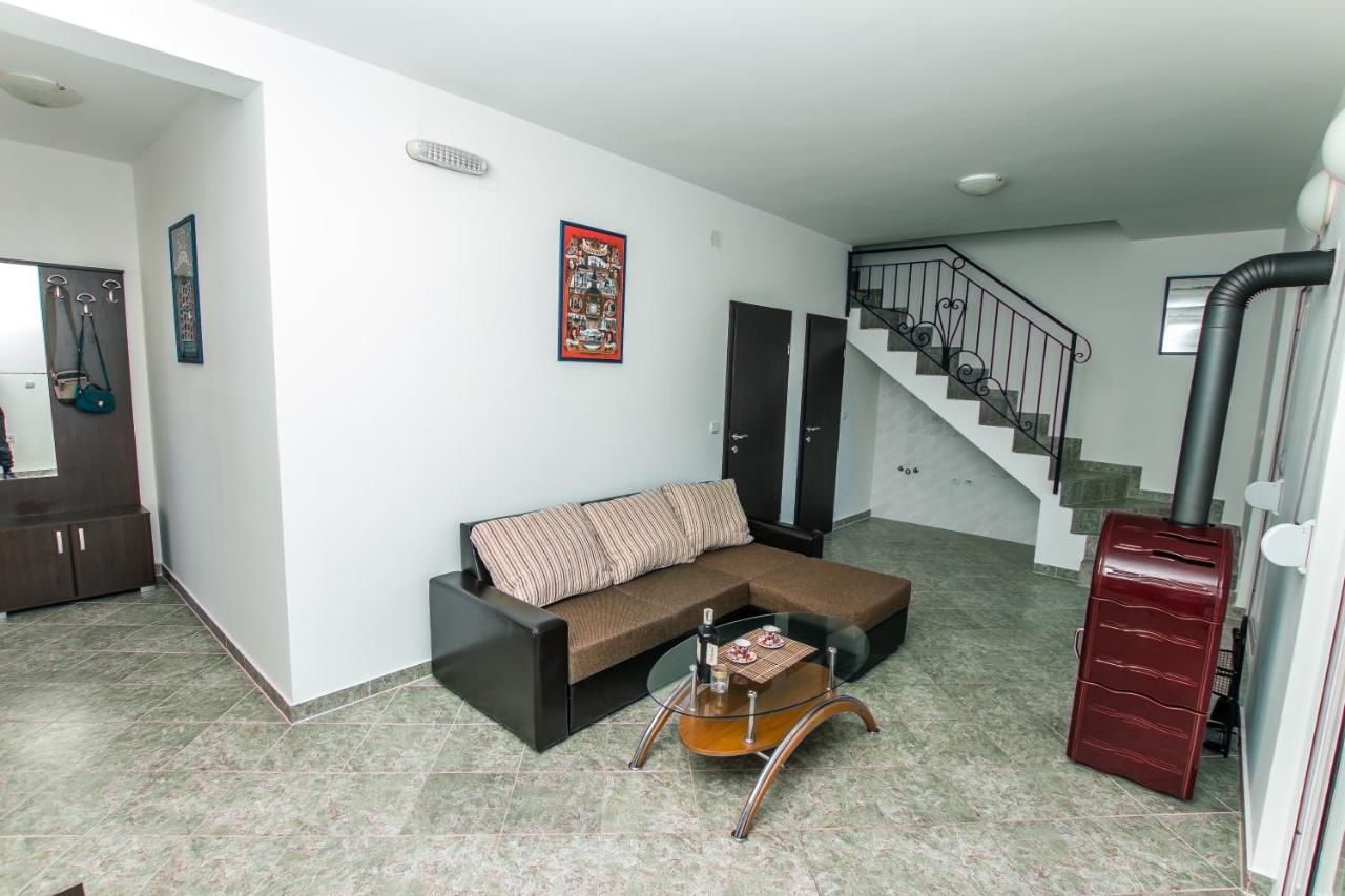 Дома для отпуска Holiday Home Siesta Добра-Вода-24