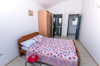 Дома для отпуска Holiday Home Siesta Добра-Вода Дом для отпуска-53