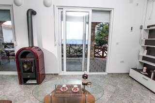 Дома для отпуска Holiday Home Siesta Добра-Вода Дом для отпуска-8
